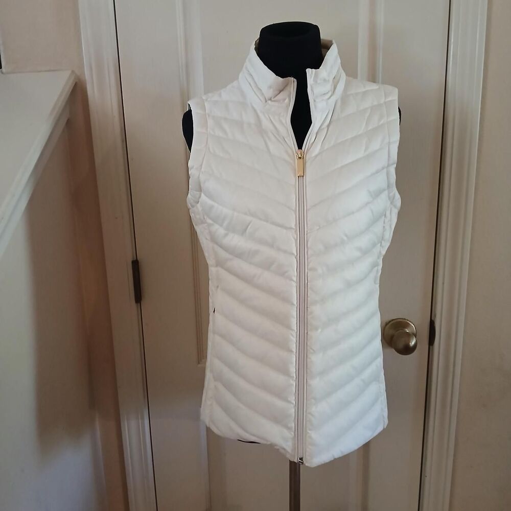Gallery Ivory White Quilted Packable Down Puffer Vest S Minimalist Gorpcore